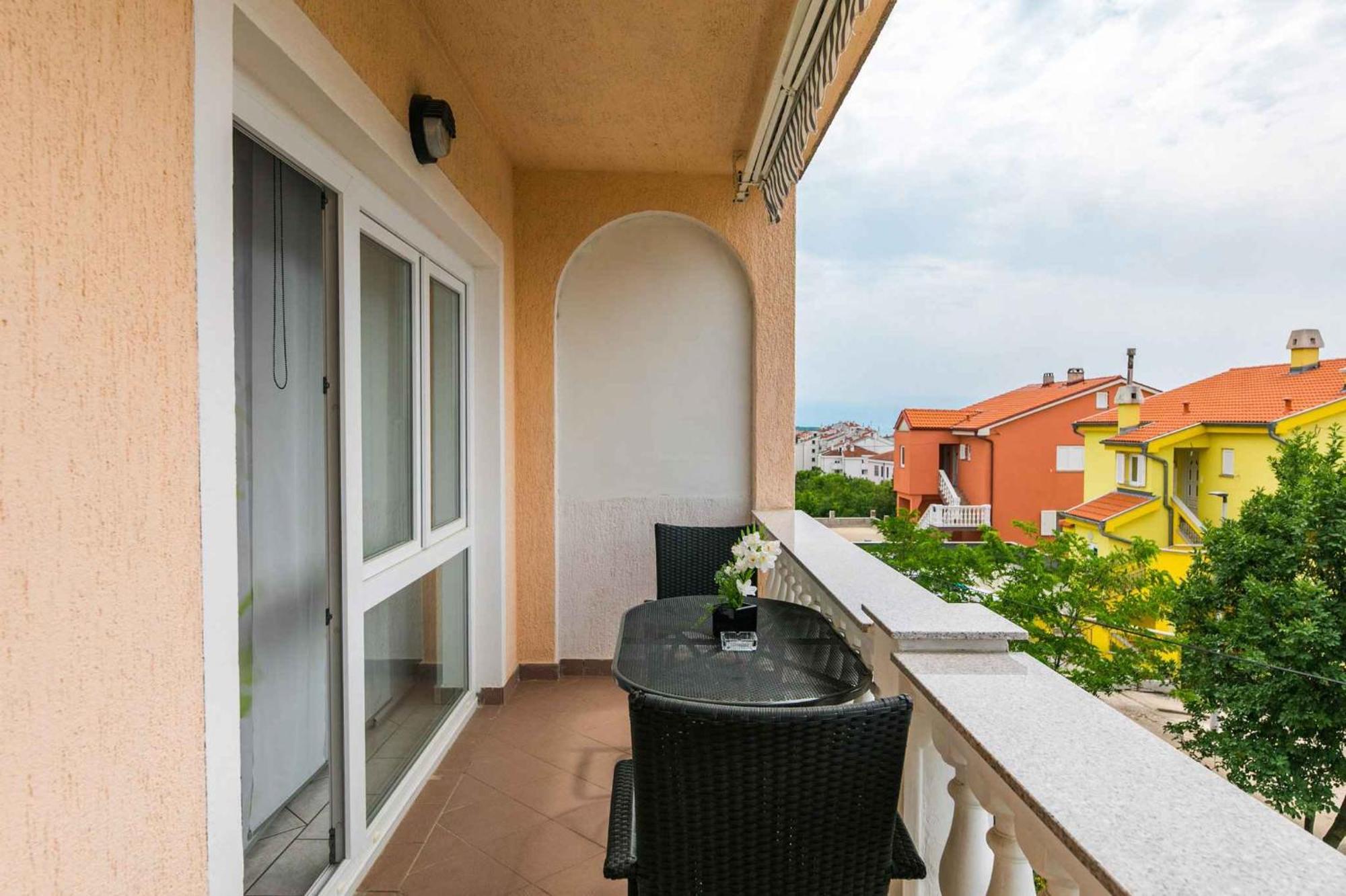 Apartment In Crikvenica 39210 Exterior foto